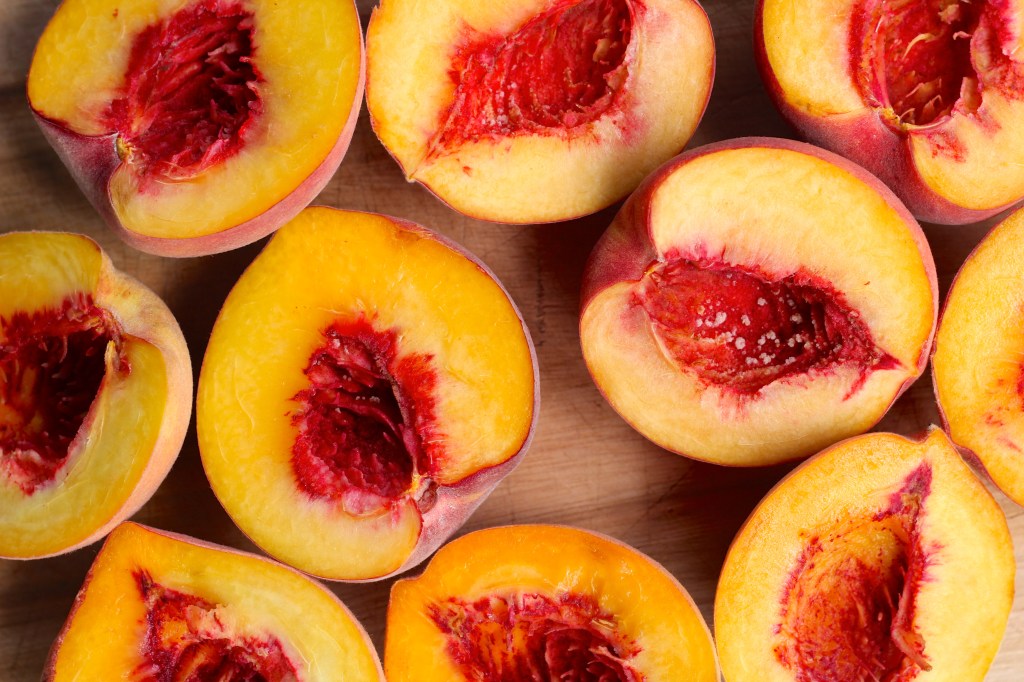 peach-cardamom-cake-peaches