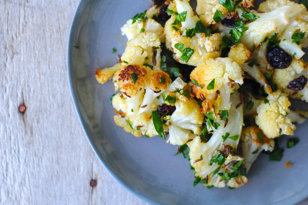 roasted-cauliflower-plate