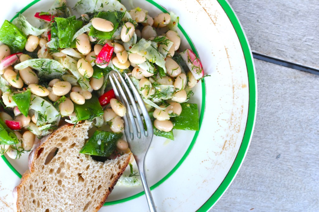 white-bean-salad-bread