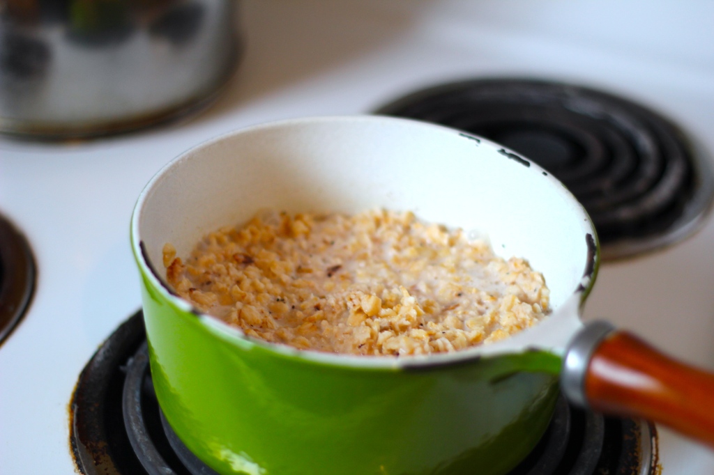 toasted-oat-porridge-stovetop