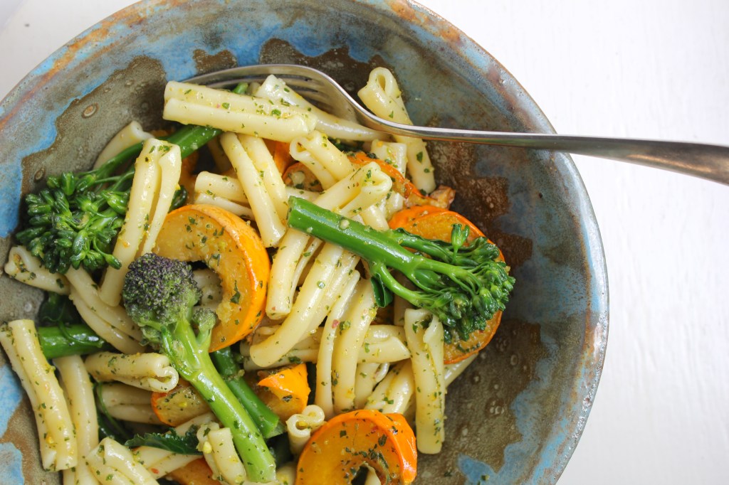 pumpkin-broccolini-pasta-fork