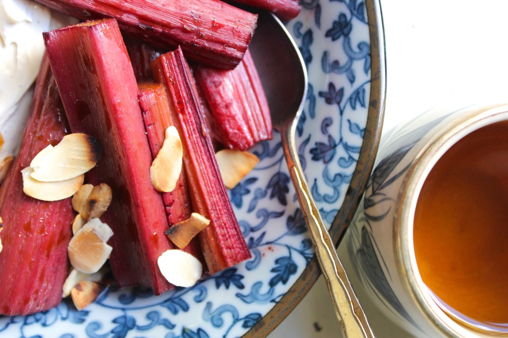 roasted-rhubarb-spoon
