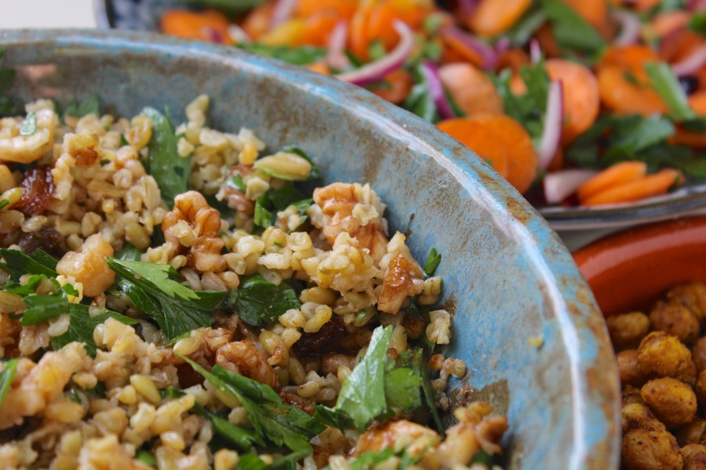 chickpeas-carrot-salad-freekeh