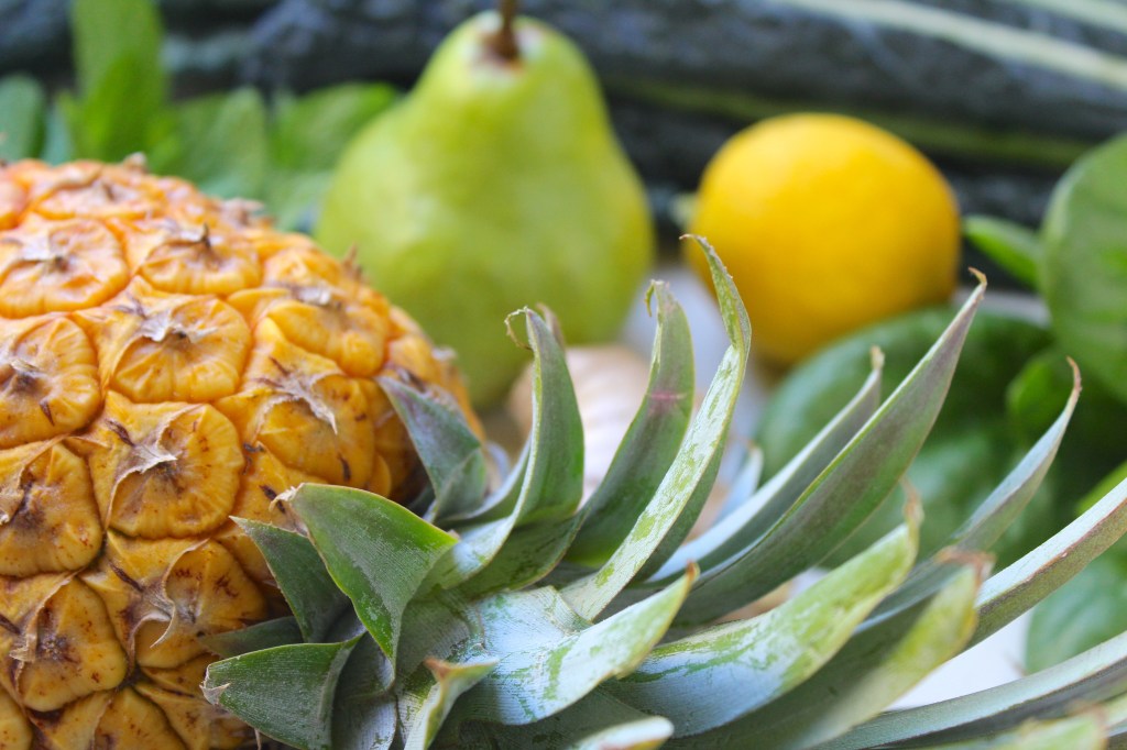 green-smoothie-pineapple