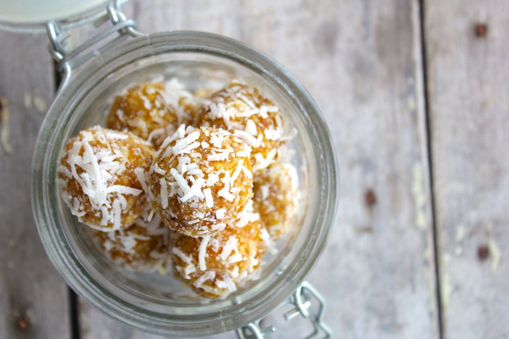 raw-apricot-coconut-tangerine-energy-balls-jar