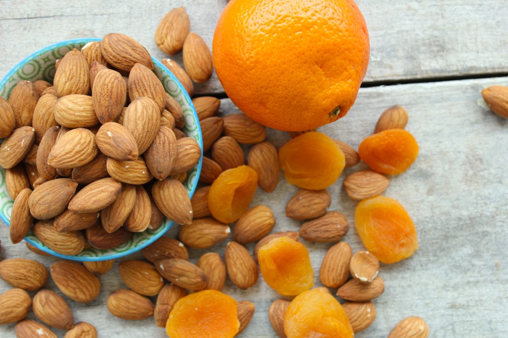 raw-apricot-coconut-tangerine-energy-balls-tangerine