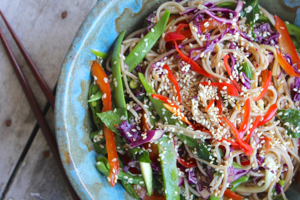 sesame-soba-noodle-salad-closeup