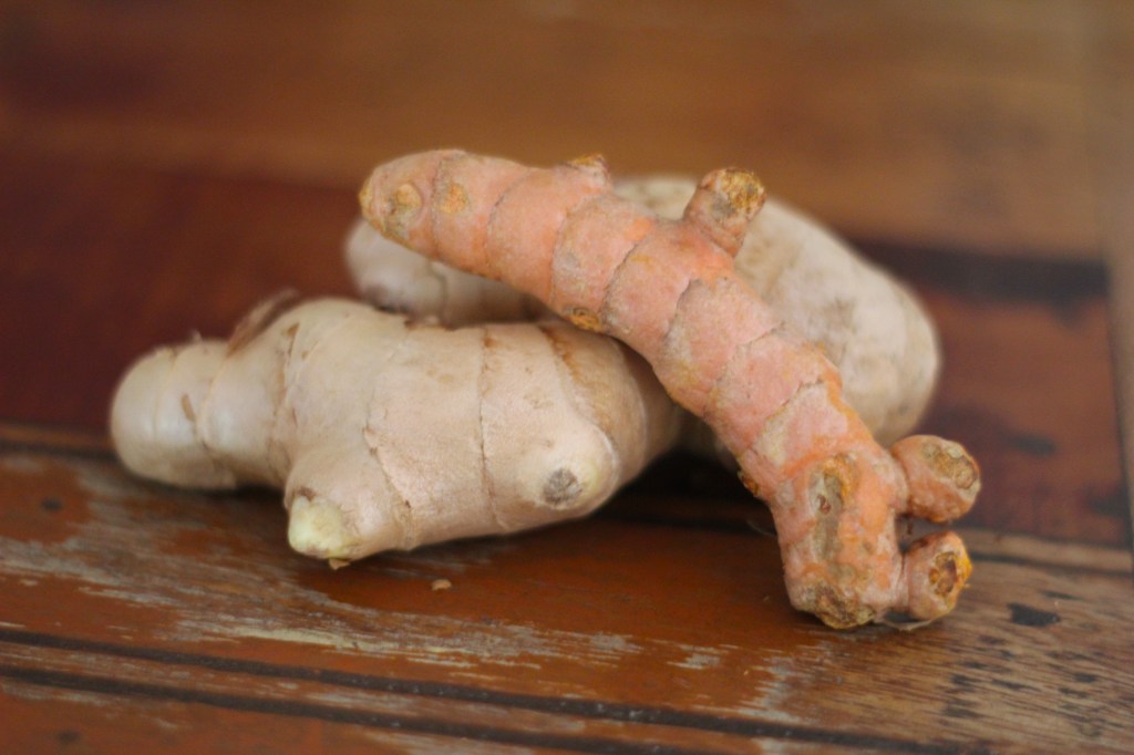 turmeric-ginger-juice-raw