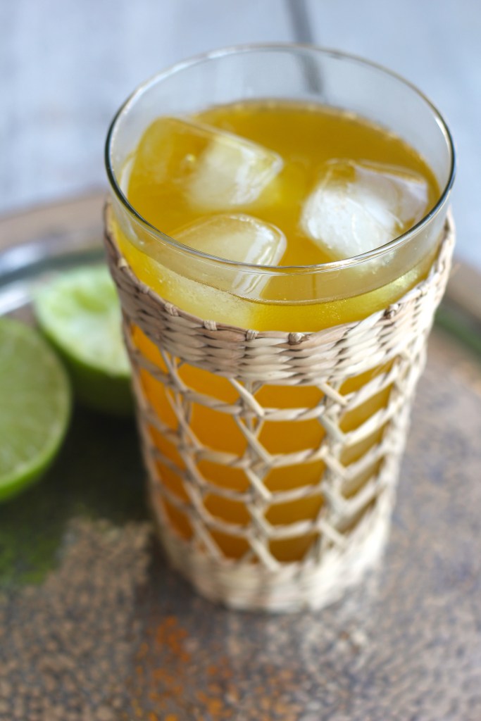 turmeric-ginger-juice-vertical