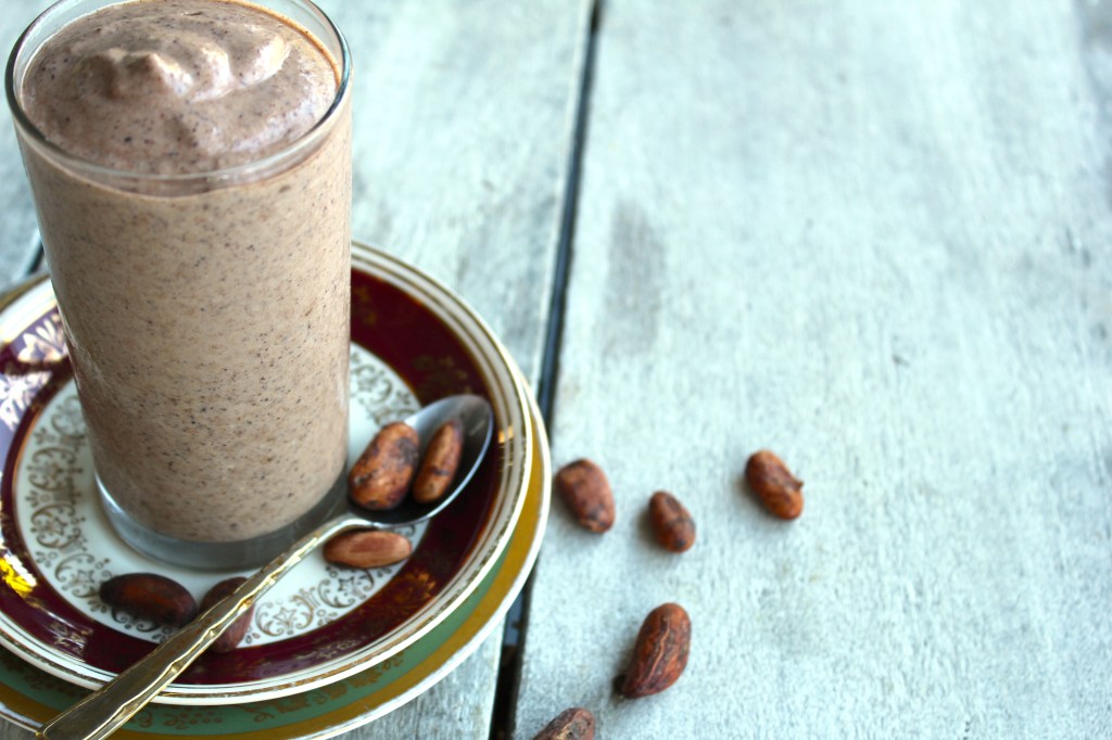 cashew-cacao-bean-smoothie-full-glass