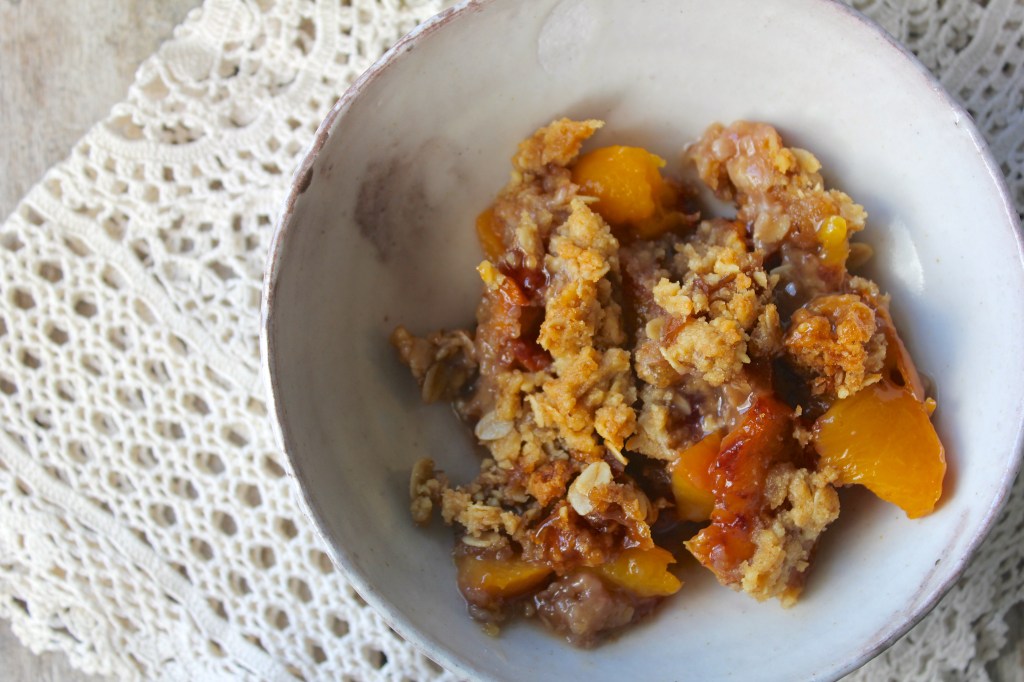 peach-crumble-naked