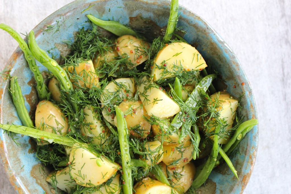 potato-dill-salad-closeup