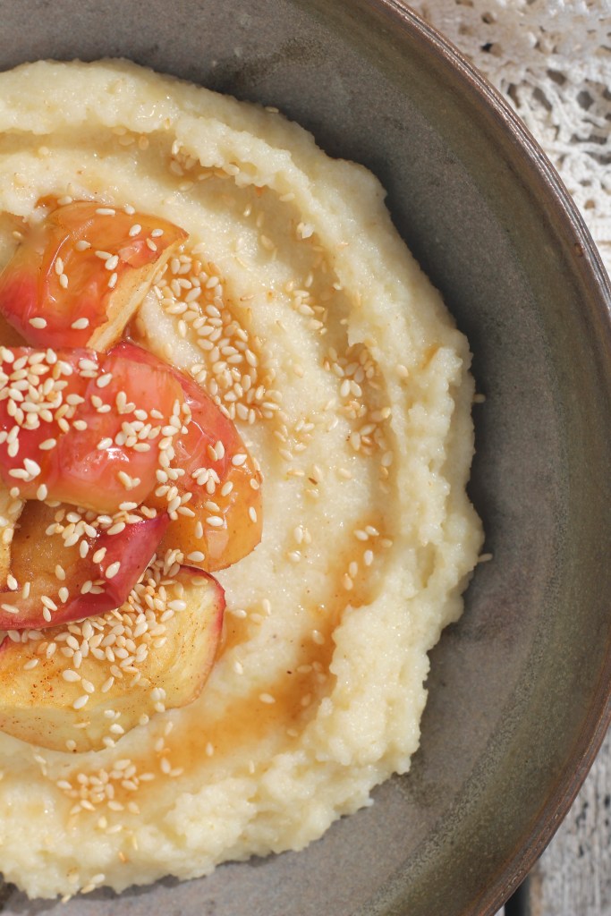 semolina-porridge-apples