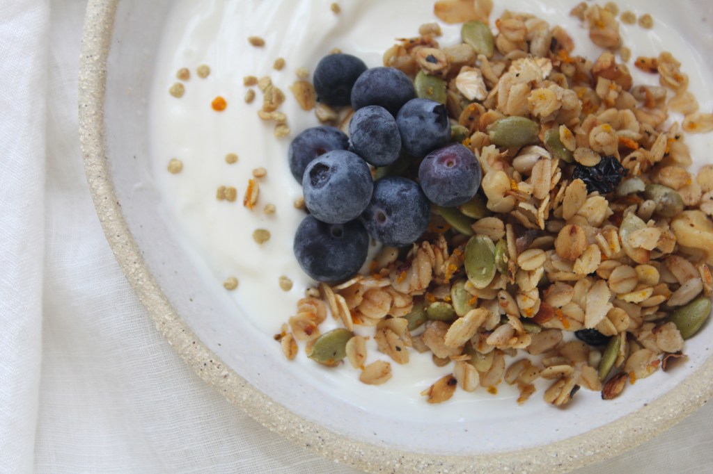oat-milk-granola-closeup