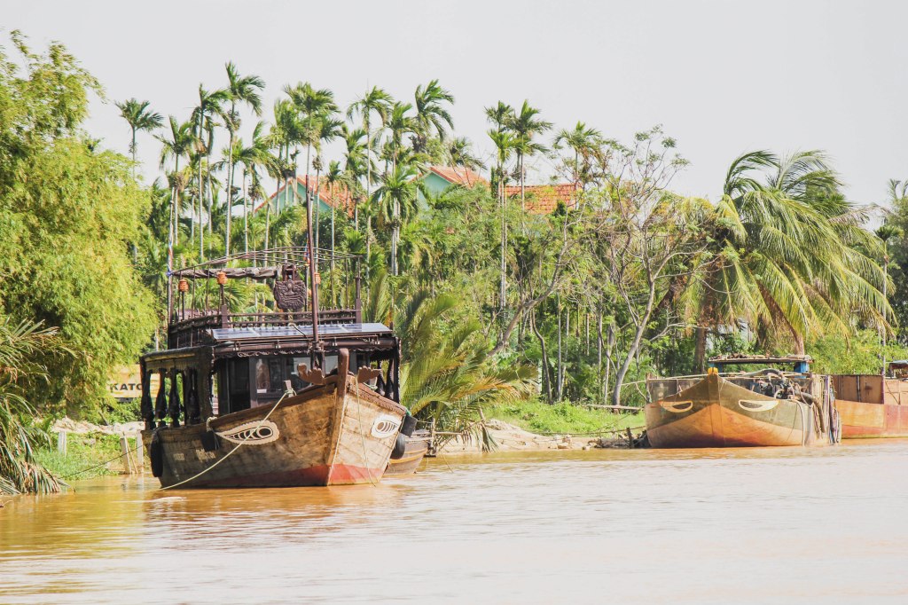 vietnam-boats